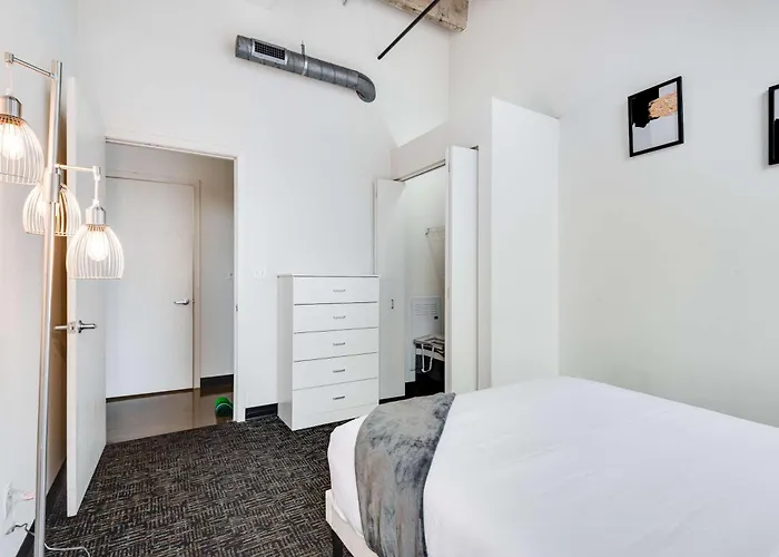 West Loop - Views With In & Out Parking 6 * Chicago