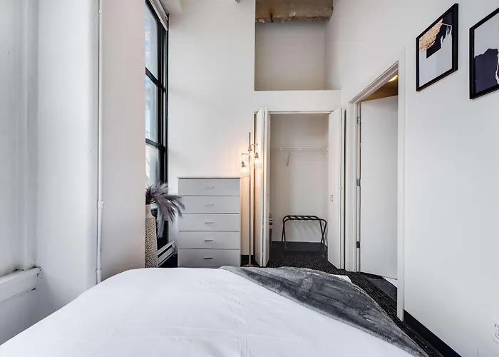 West Loop - Views With In & Out Parking 6 * Chicago